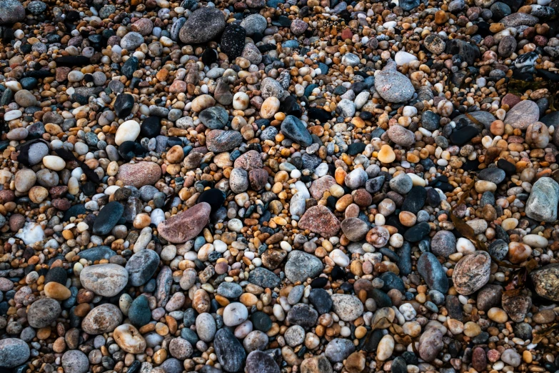 some rocks and gravel are laying on the ground