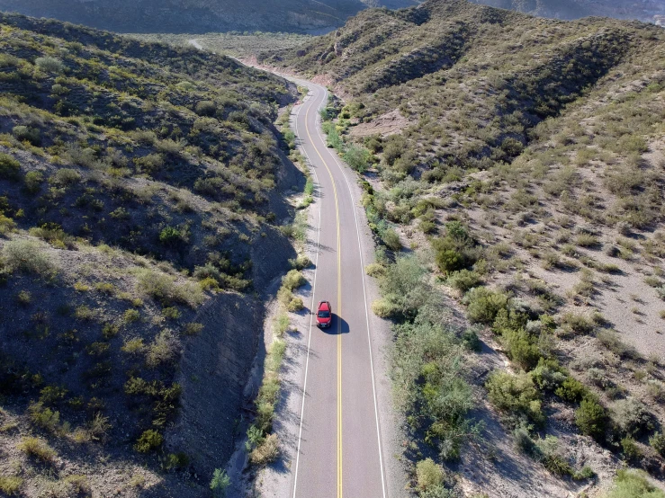 an image of a highway taken from above with cars