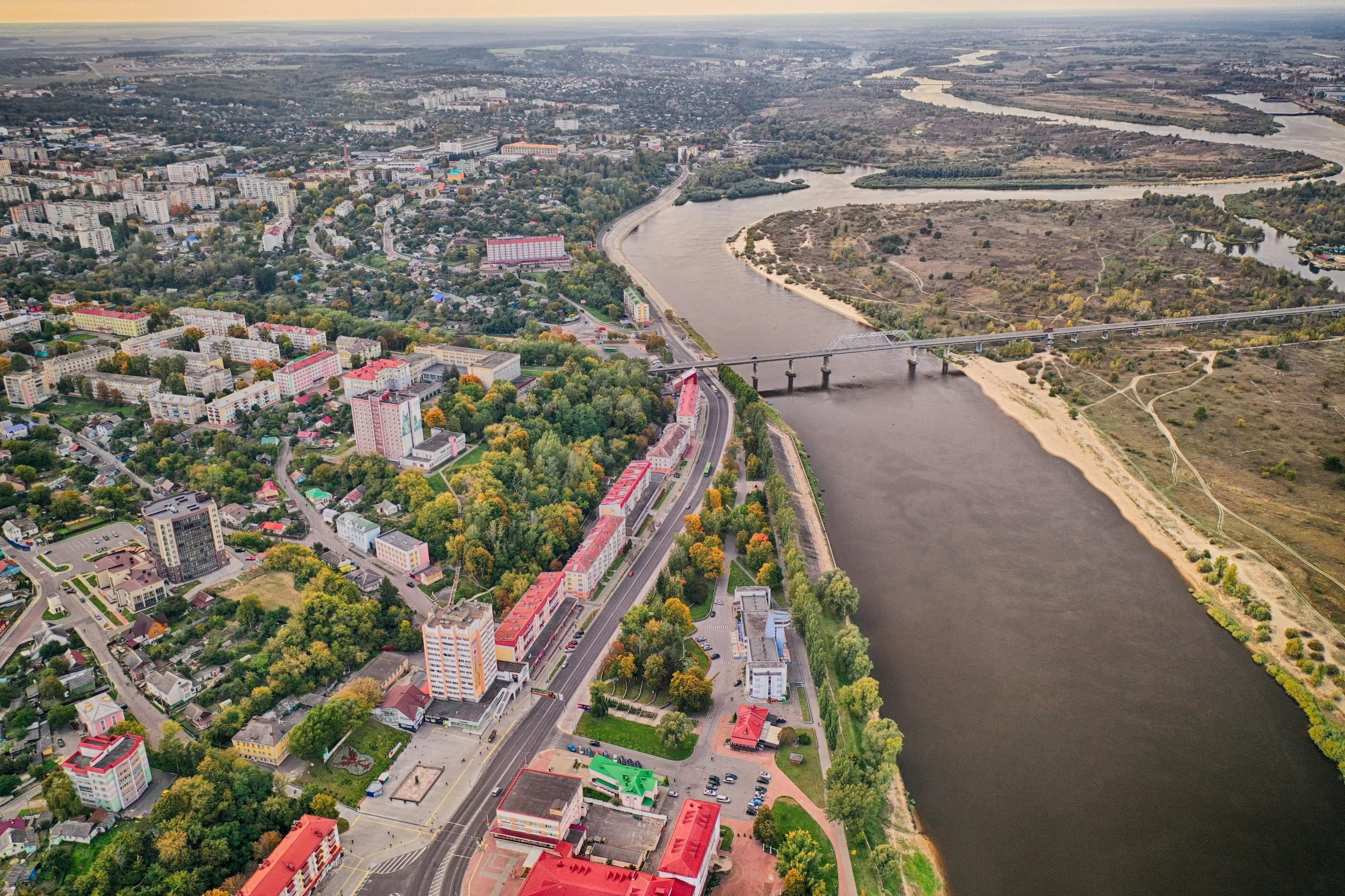 a bird - eye view of a large waterway and a city