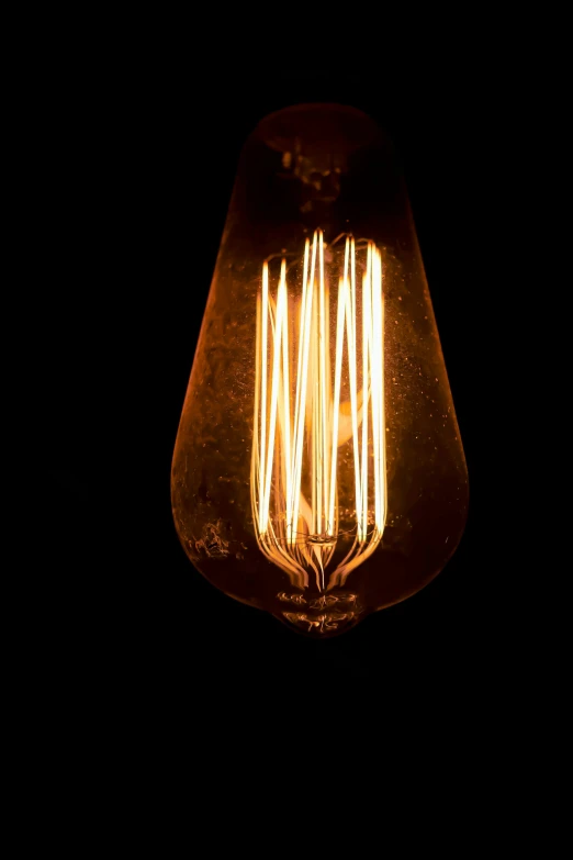 an old fashioned bulb with some bright light