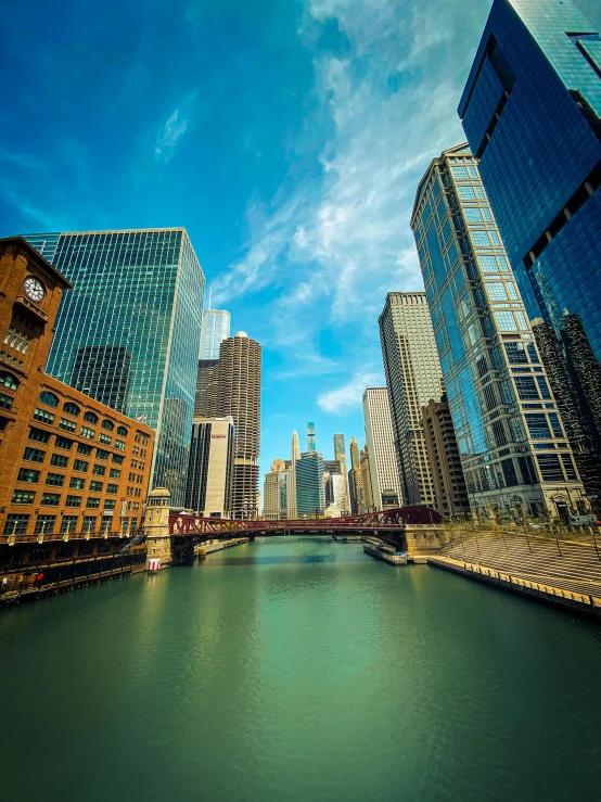 several buildings line a waterway in the city