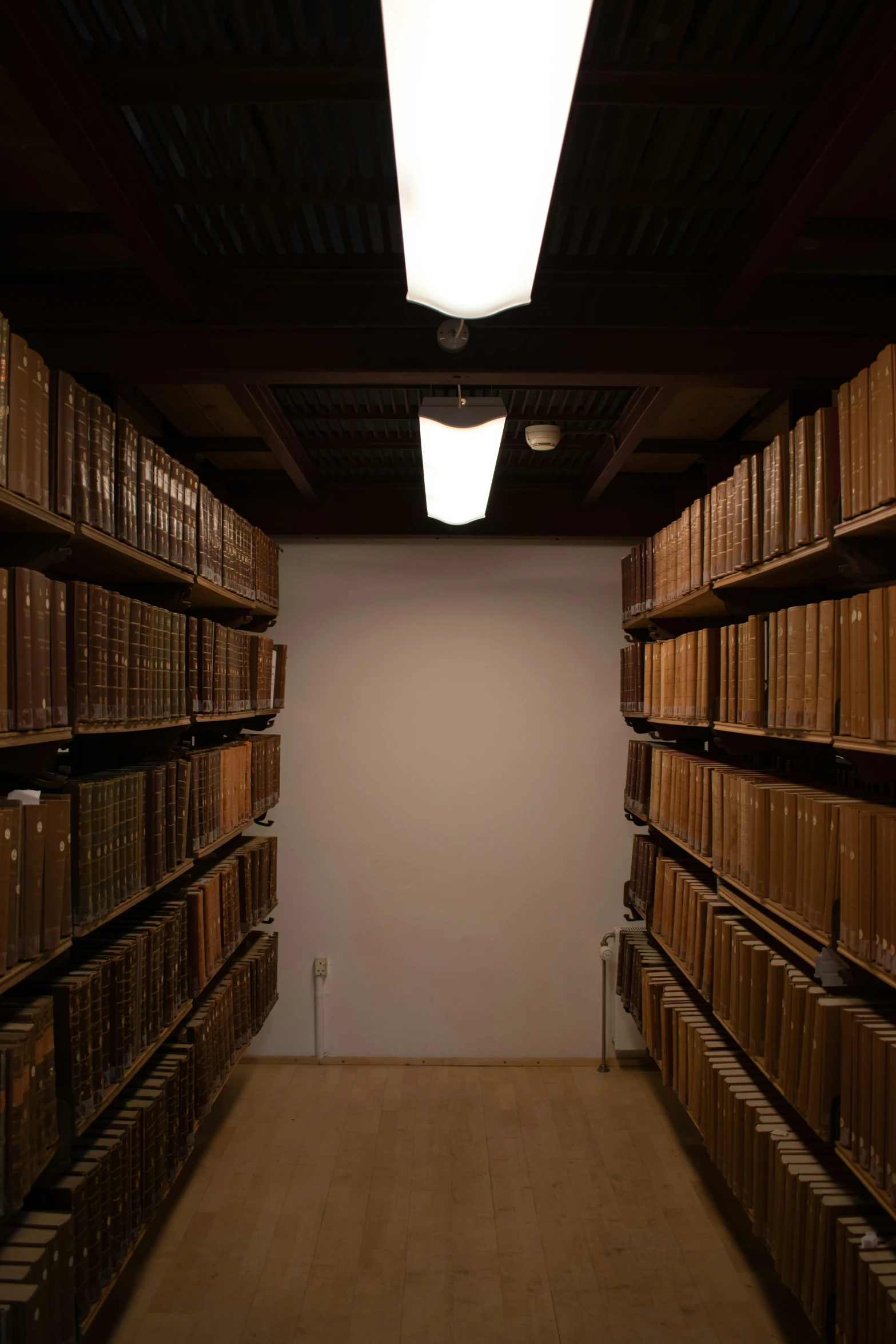 a very large bookcase is shown with many books