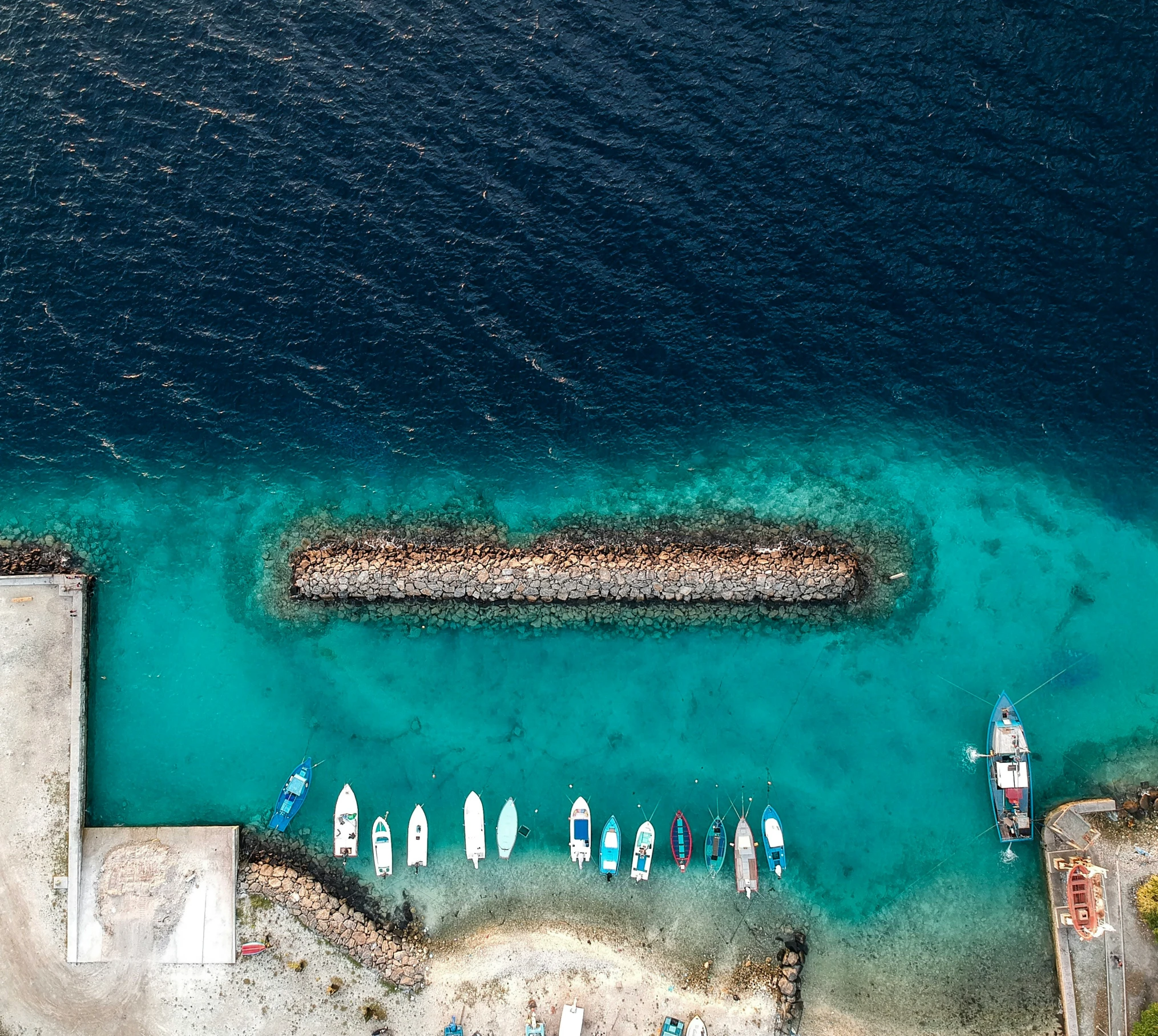 there is a bunch of boats that are in the water