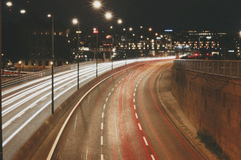 an image of the city road at night