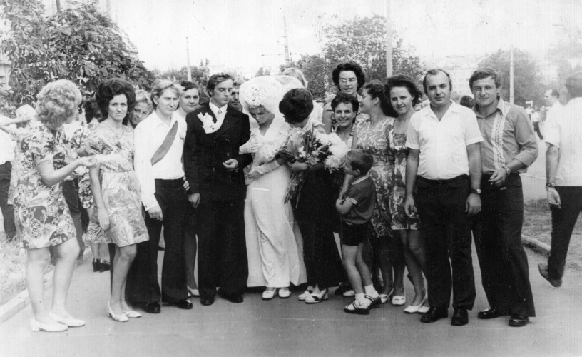 old black and white pograph of group of people
