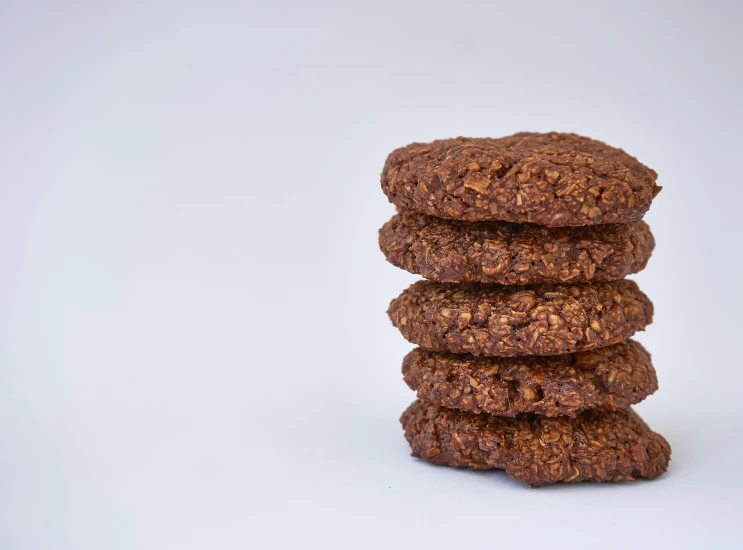 a stack of chocolate cookies on top of each other