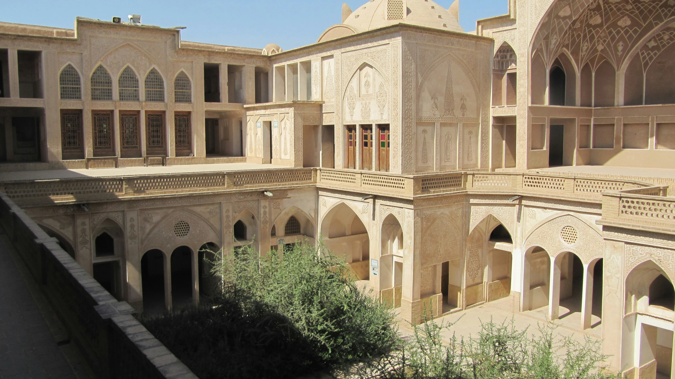 an old and ancient looking building is shown