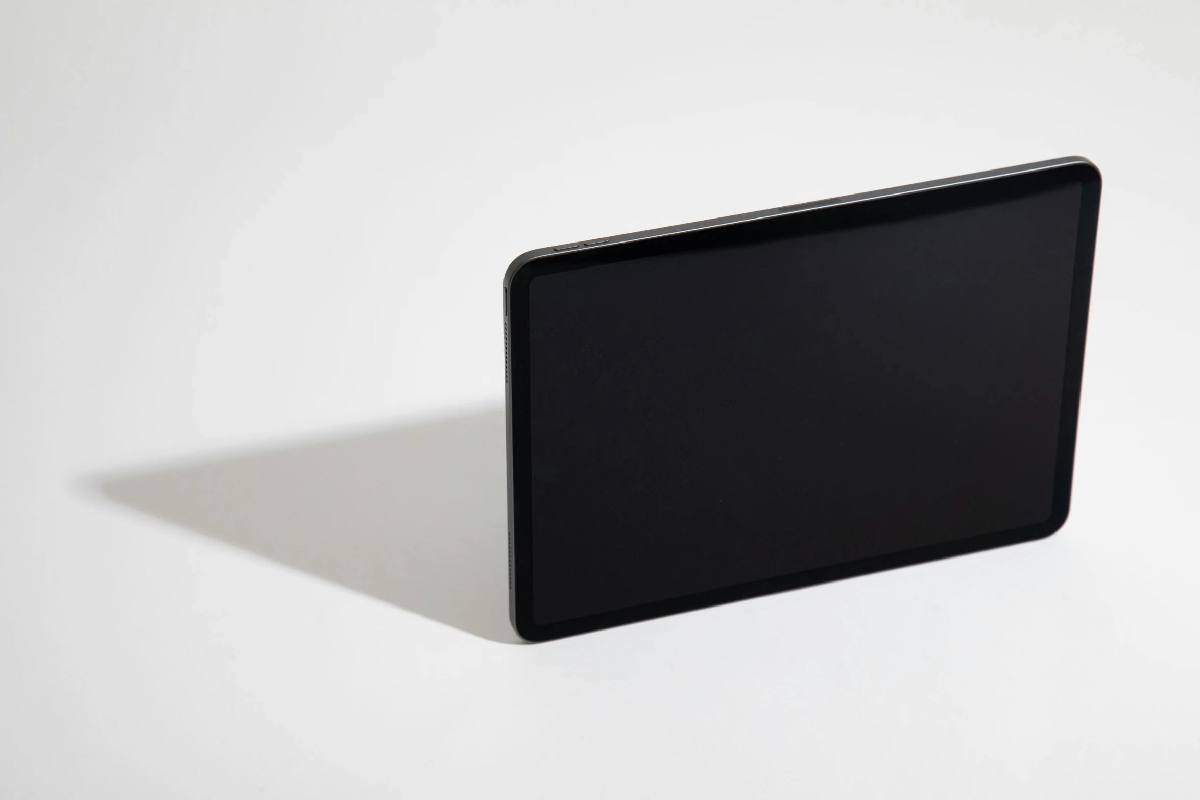 a black rectangular object that is standing in the middle