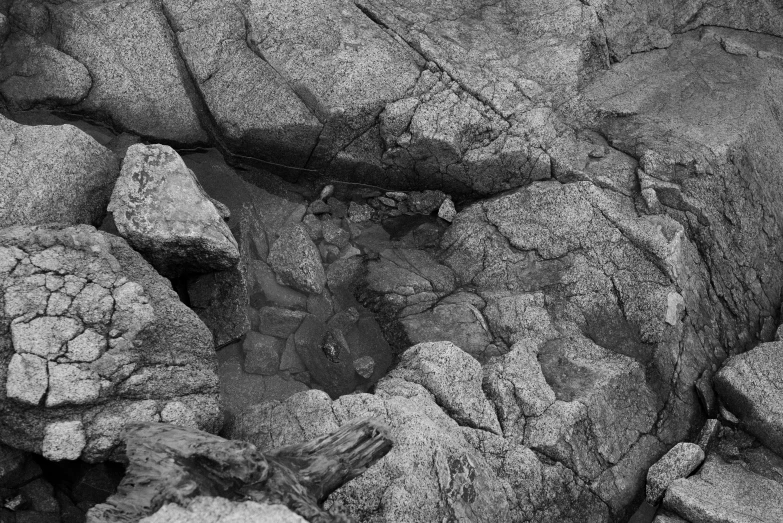 a black and white image of some rocks