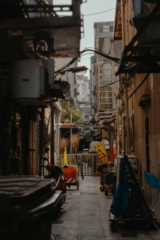 alley way with building on the other side