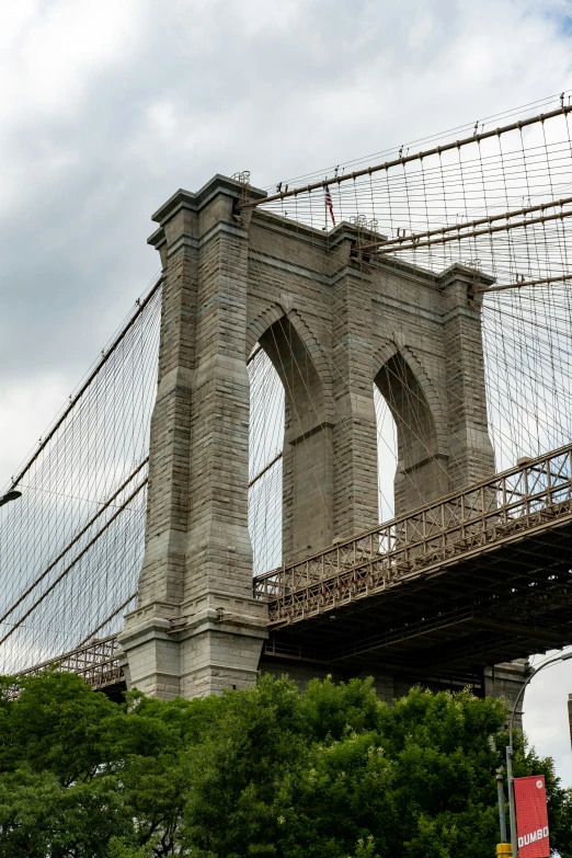 the large bridge has many strings in it