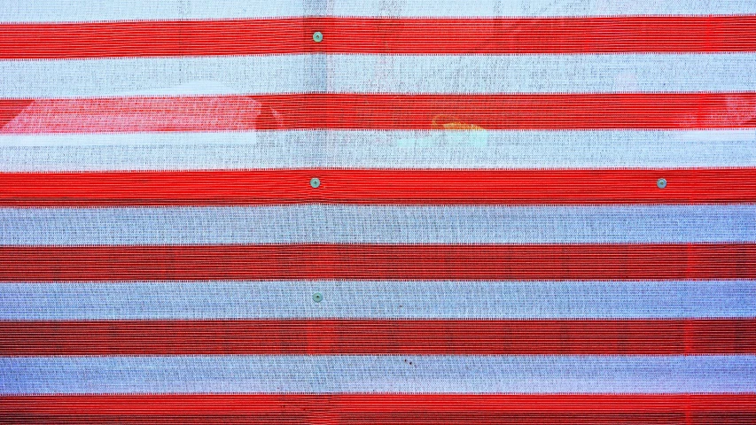 an image of a red and blue cloth