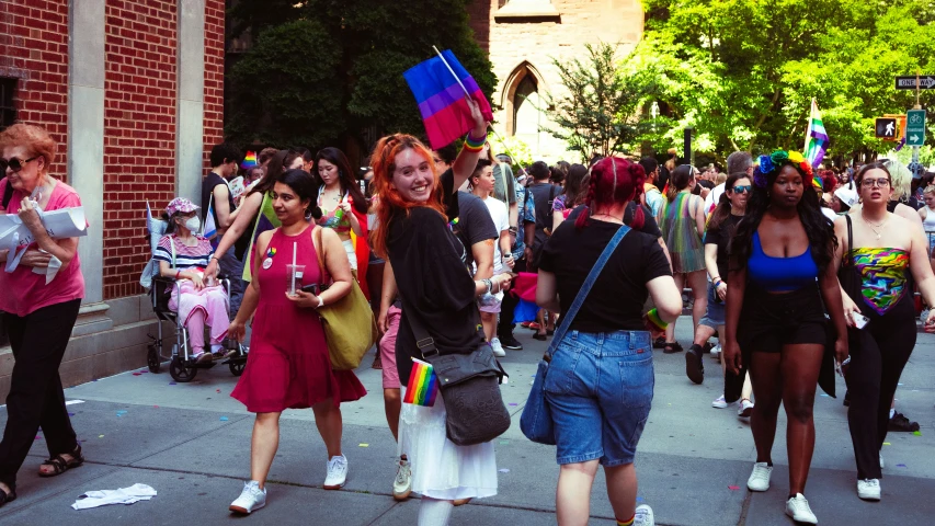 this is a group of women in the city