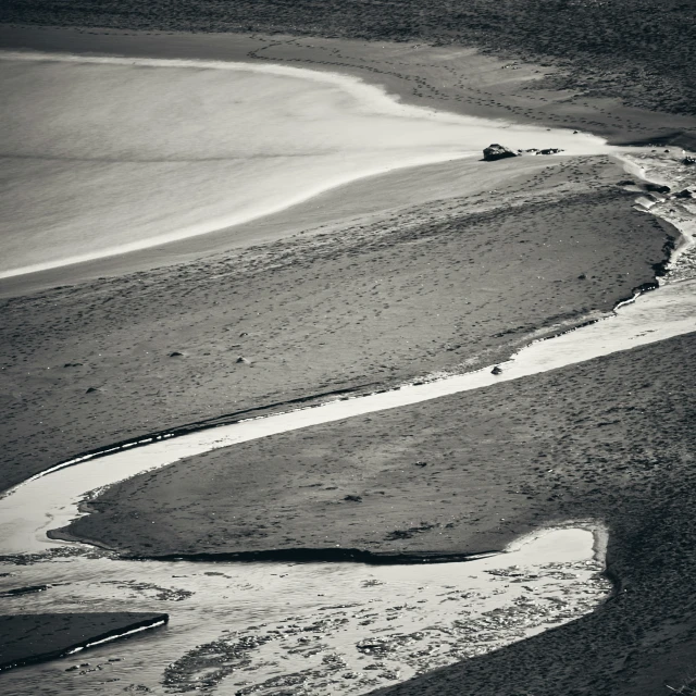 the water is flowing out of the land