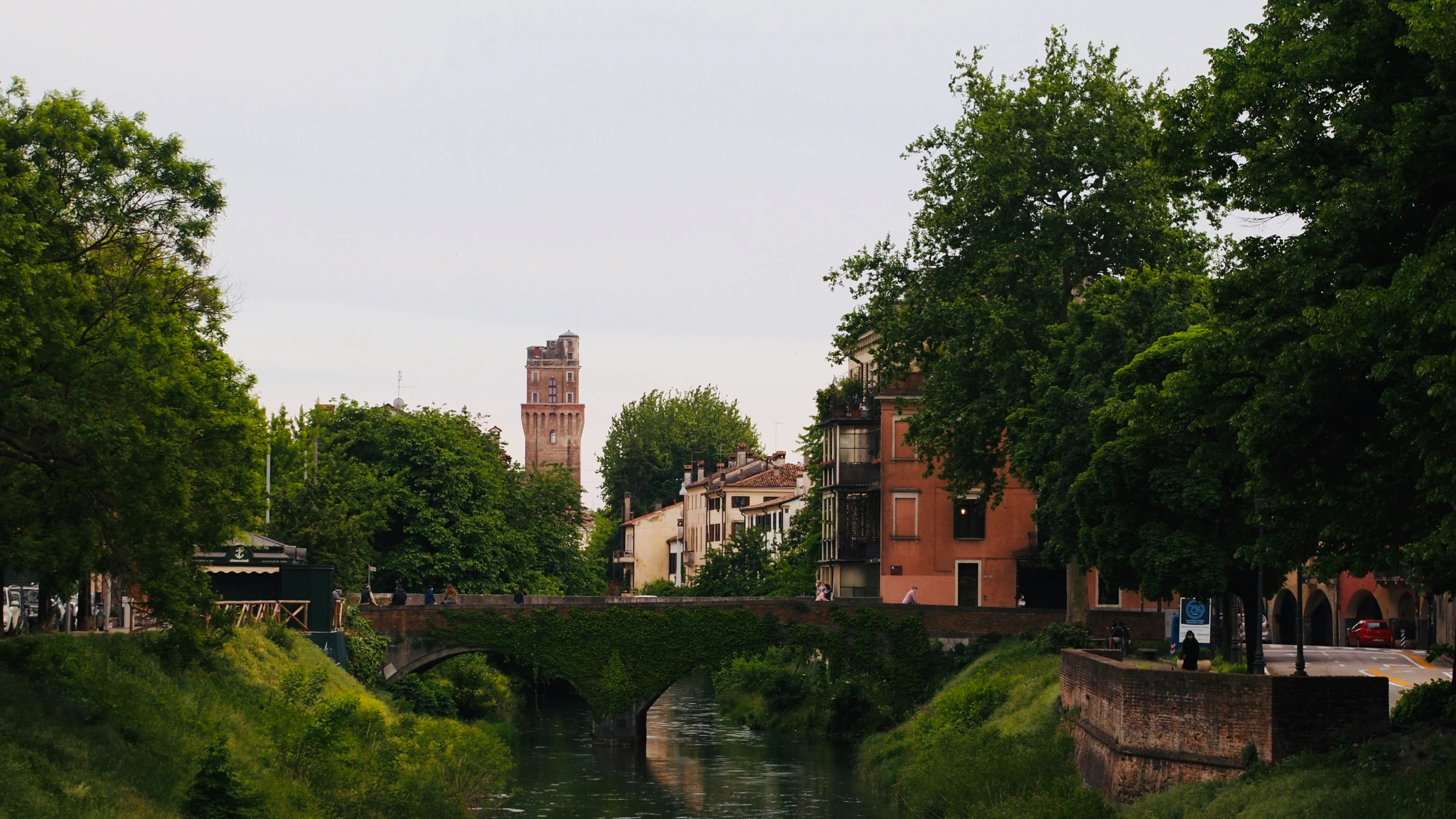 there is a bridge over the small river