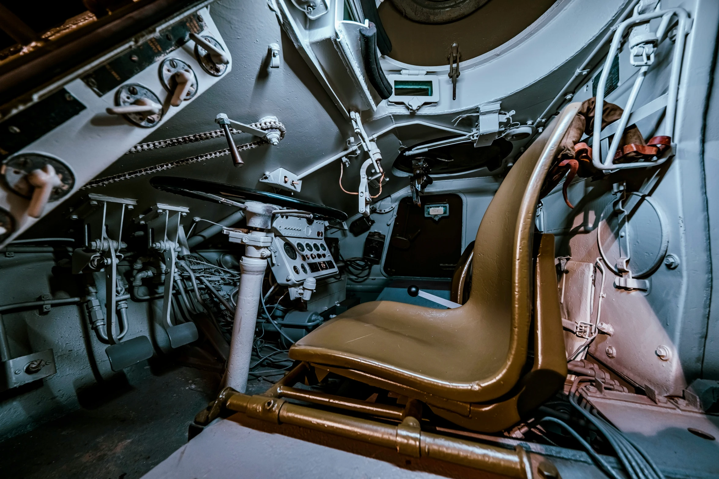 the control panel in the cockpit is clean and empty