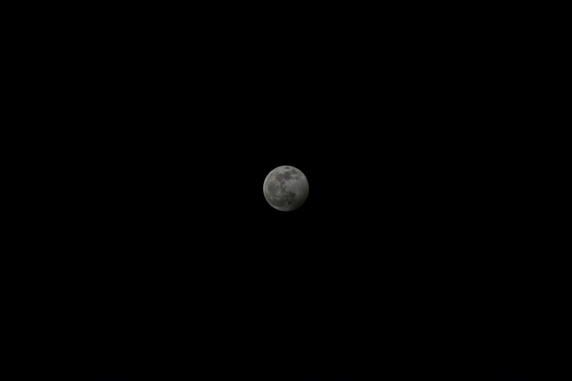 a po of the moon taken in the night sky