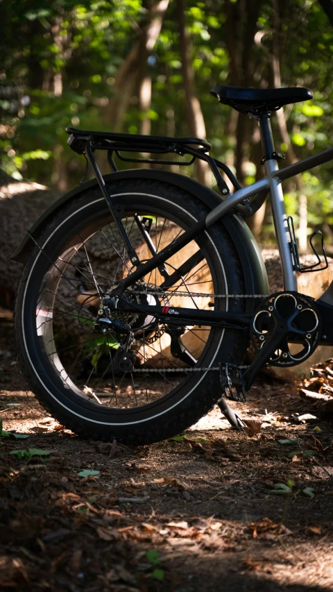 there is a bicycle that is parked outside