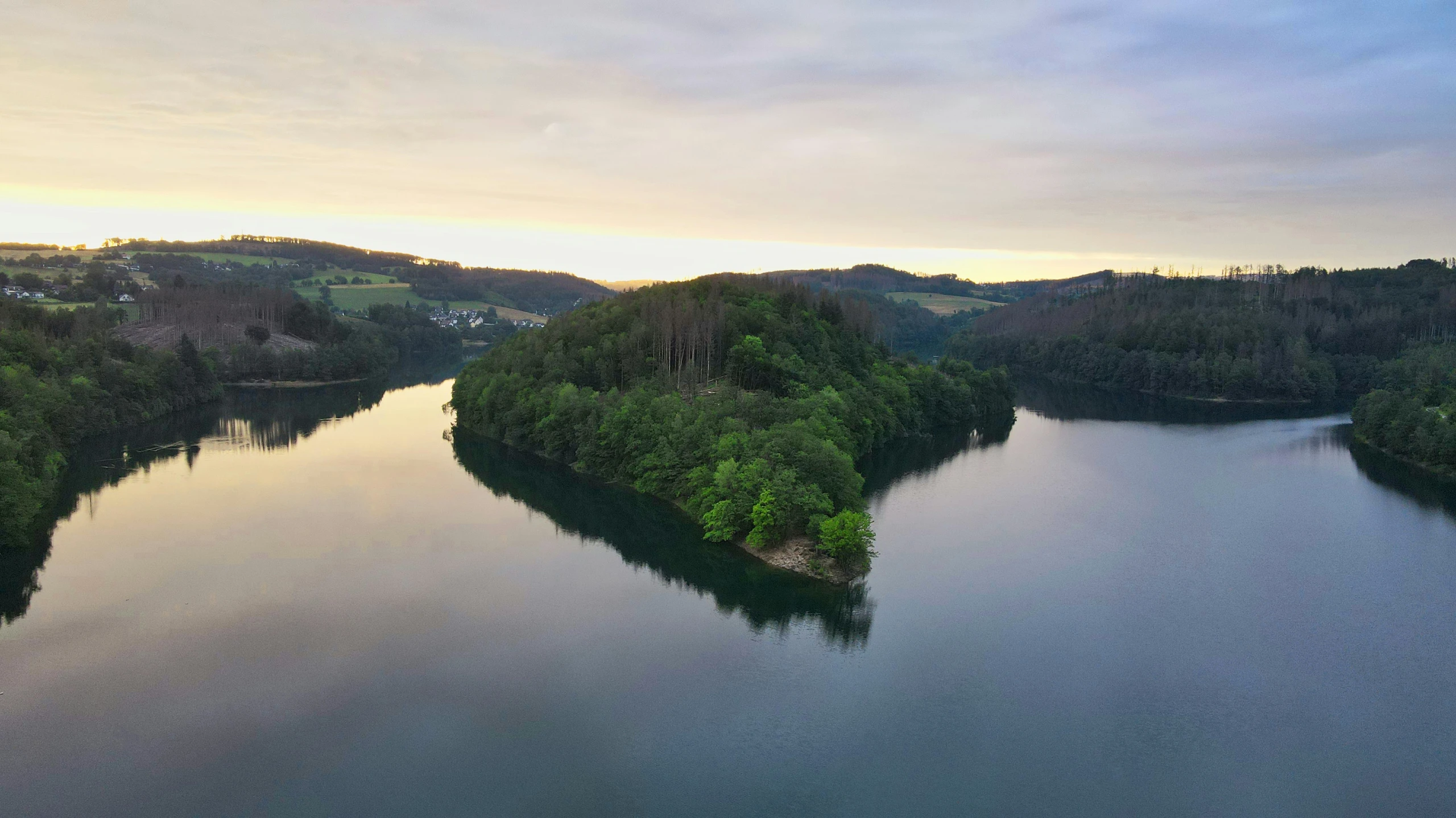 the river is still quiet at the end of day