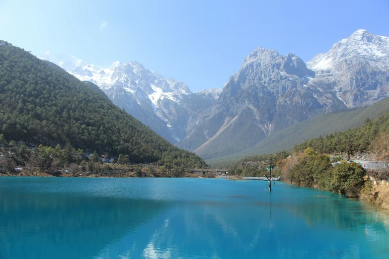 an image of a lake with blue water