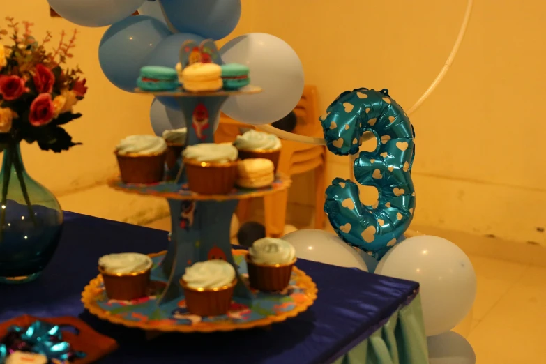 the birthday cake stand is very pretty