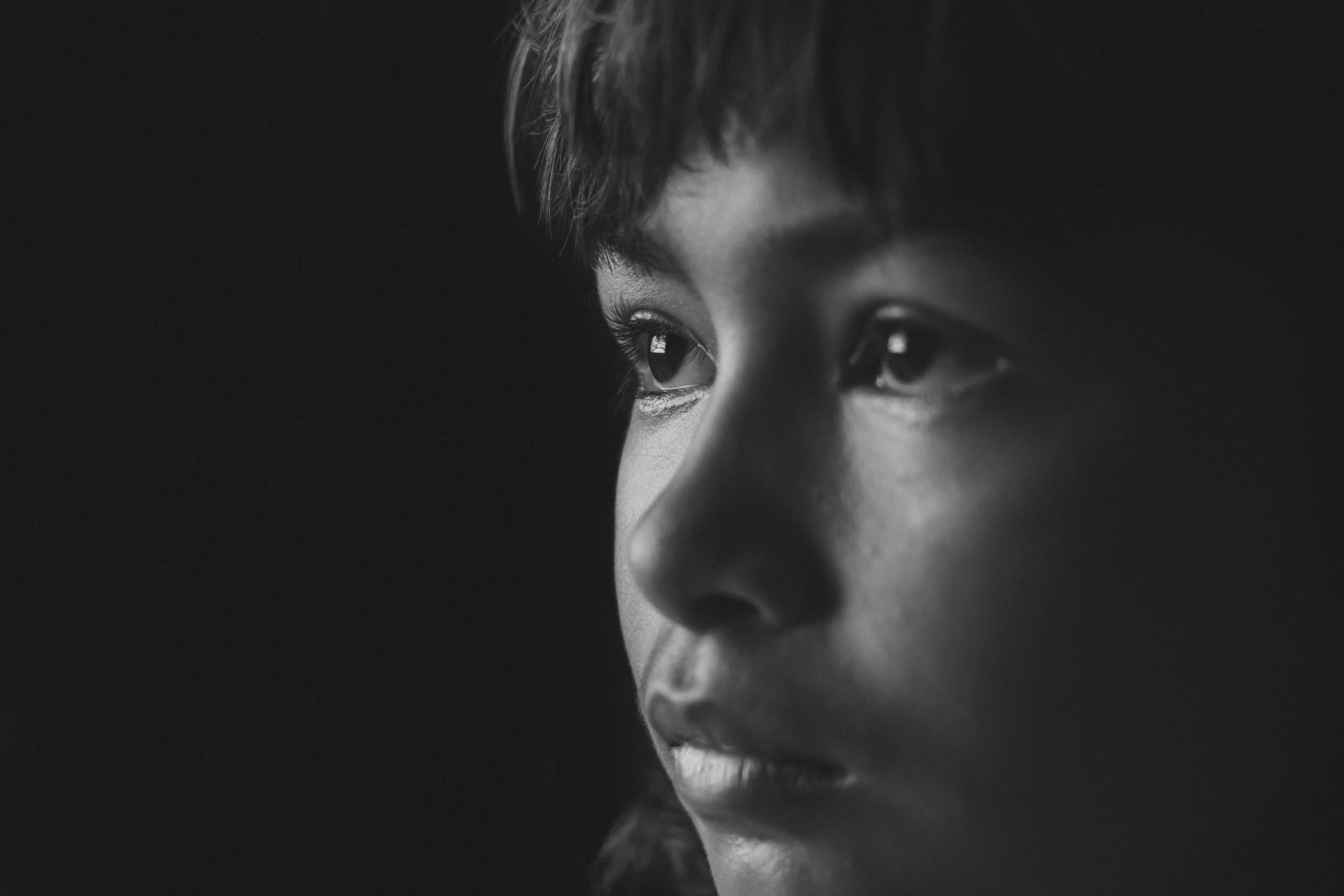 a close up s of a woman's face