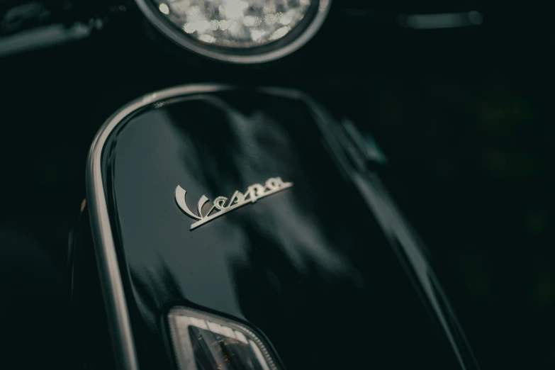 the front badge of an older model motorcycle