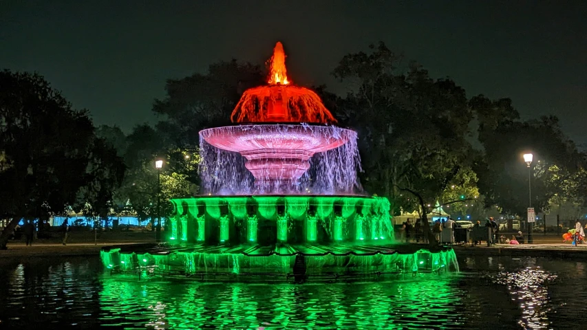 a night time view of the fountain of light