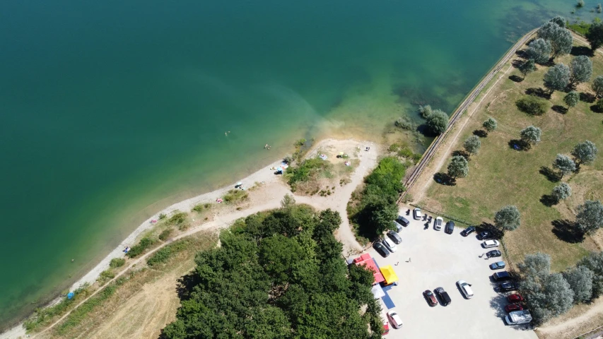 aerial po of a group of parked vehicles