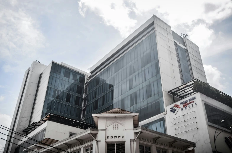 an image of a city street from the ground level