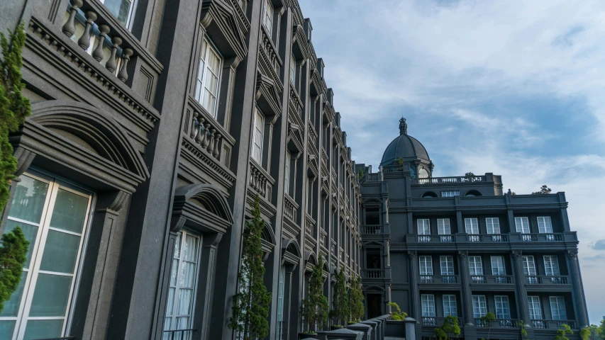 a building that has some plants growing on it