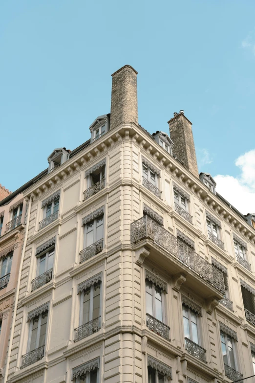 a building with a lot of windows is shown