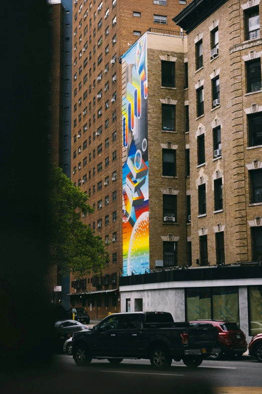 a view of a big building in a city