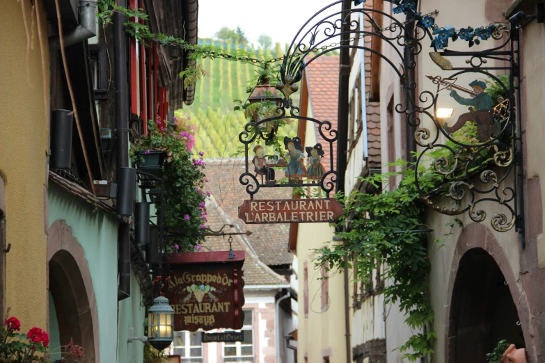 this is an alley in the town of a small town