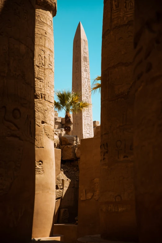 ancient egyptian ruins at the site of an unknown place