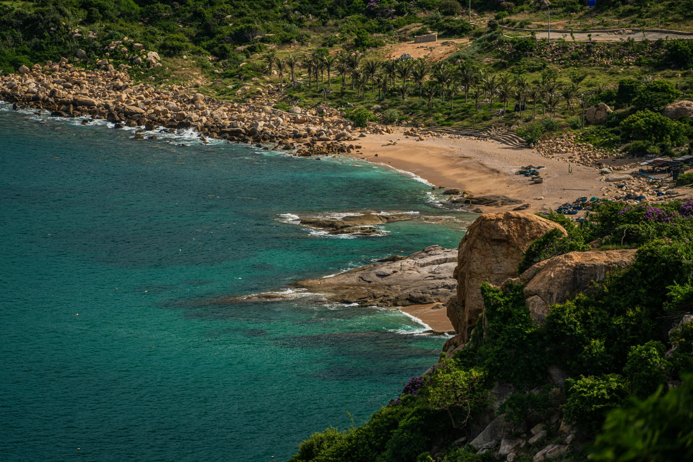 a view from a bird's eye view of the beach and coastline