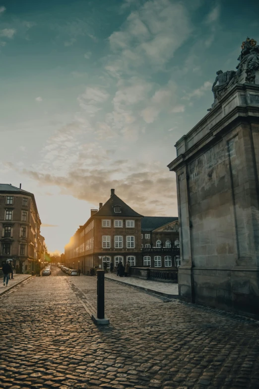 this is the beautiful city at sunset and its stone streets