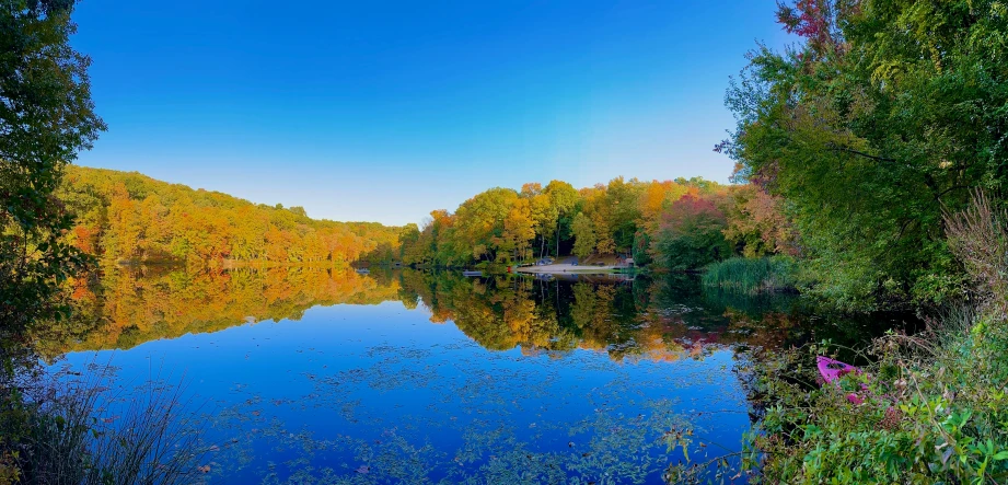 an image of a nice view of some water