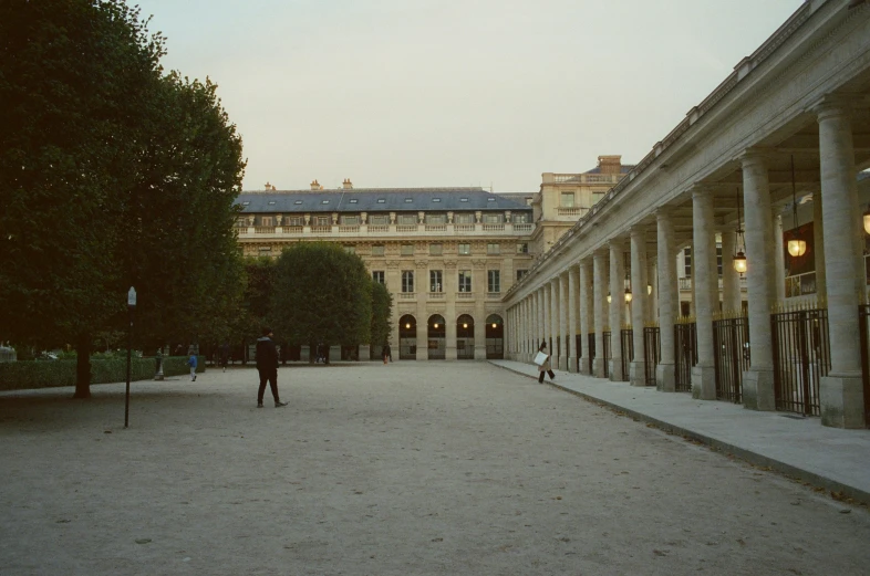 a very big building with lots of columns and lights