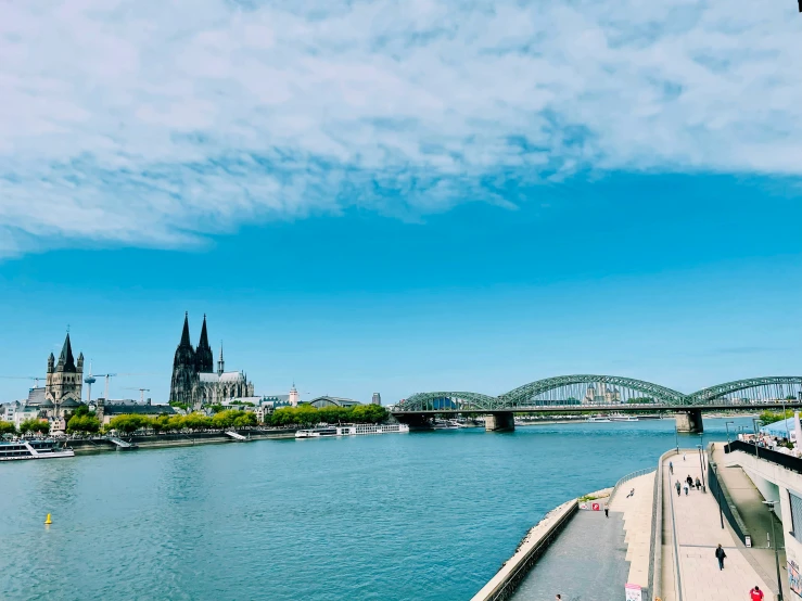 a beautiful river is flowing through a city