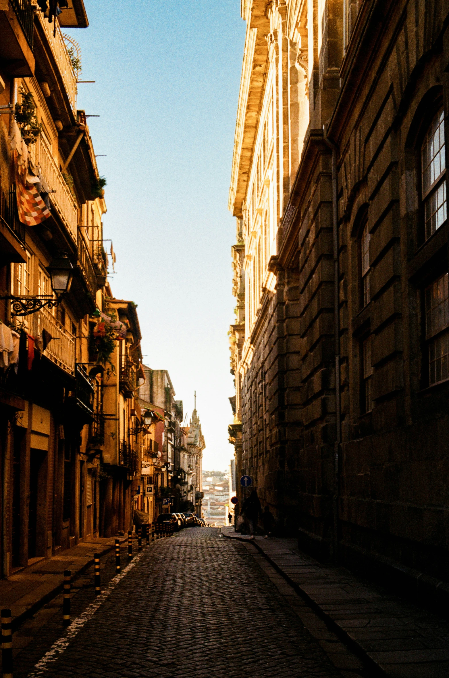 a po of an empty street with buildings