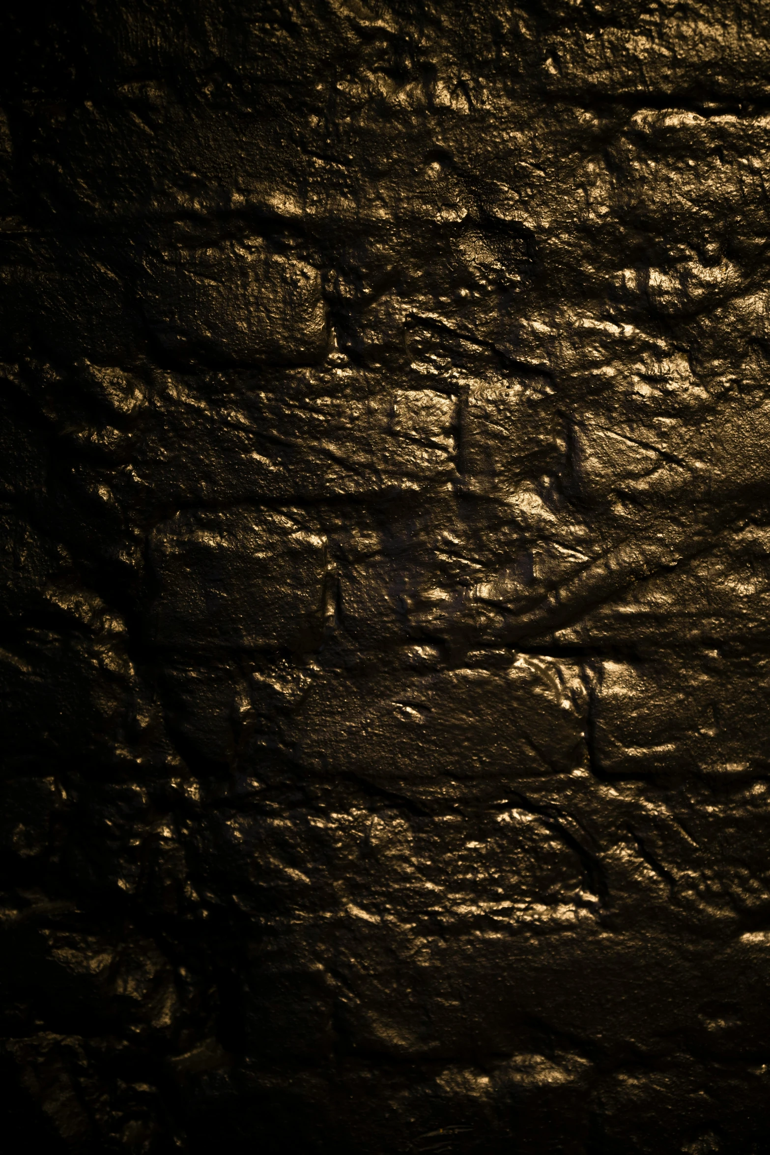 a dark wallpaper with rough layers in the foreground