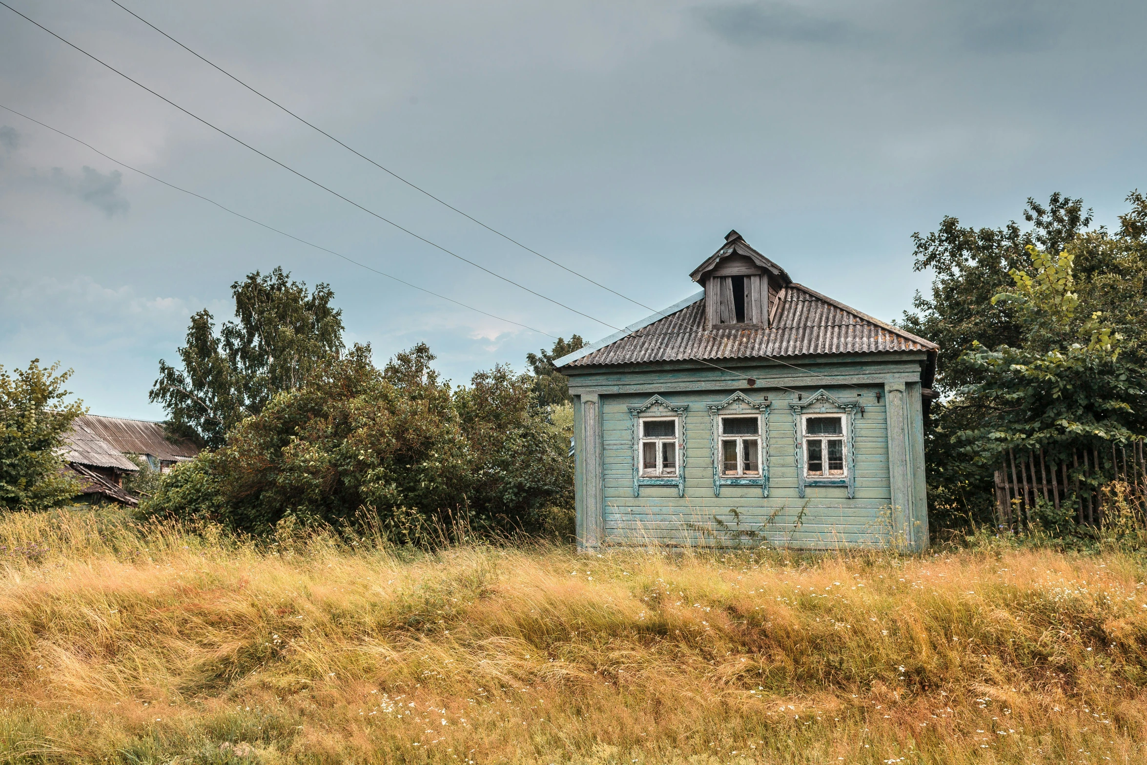 a run down building in the middle of nowhere