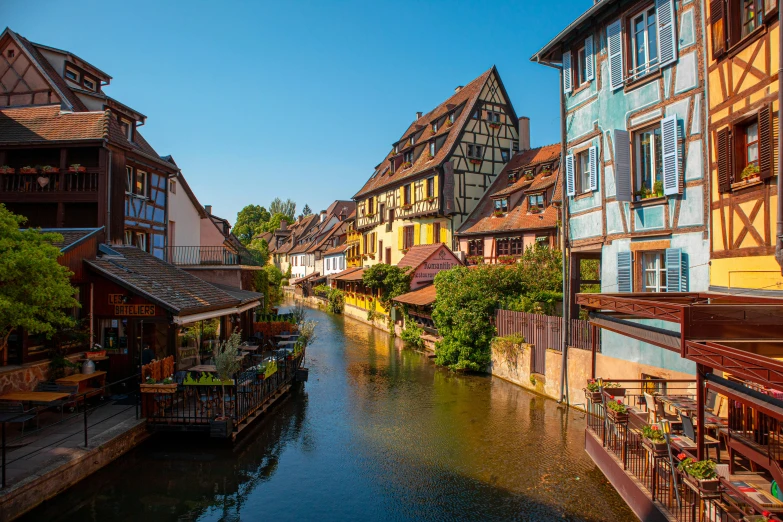 a river flowing through the center of a village