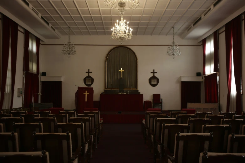 an empty church is lit up for the night