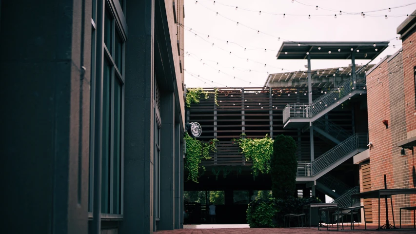 an alleyway between buildings in an urban area