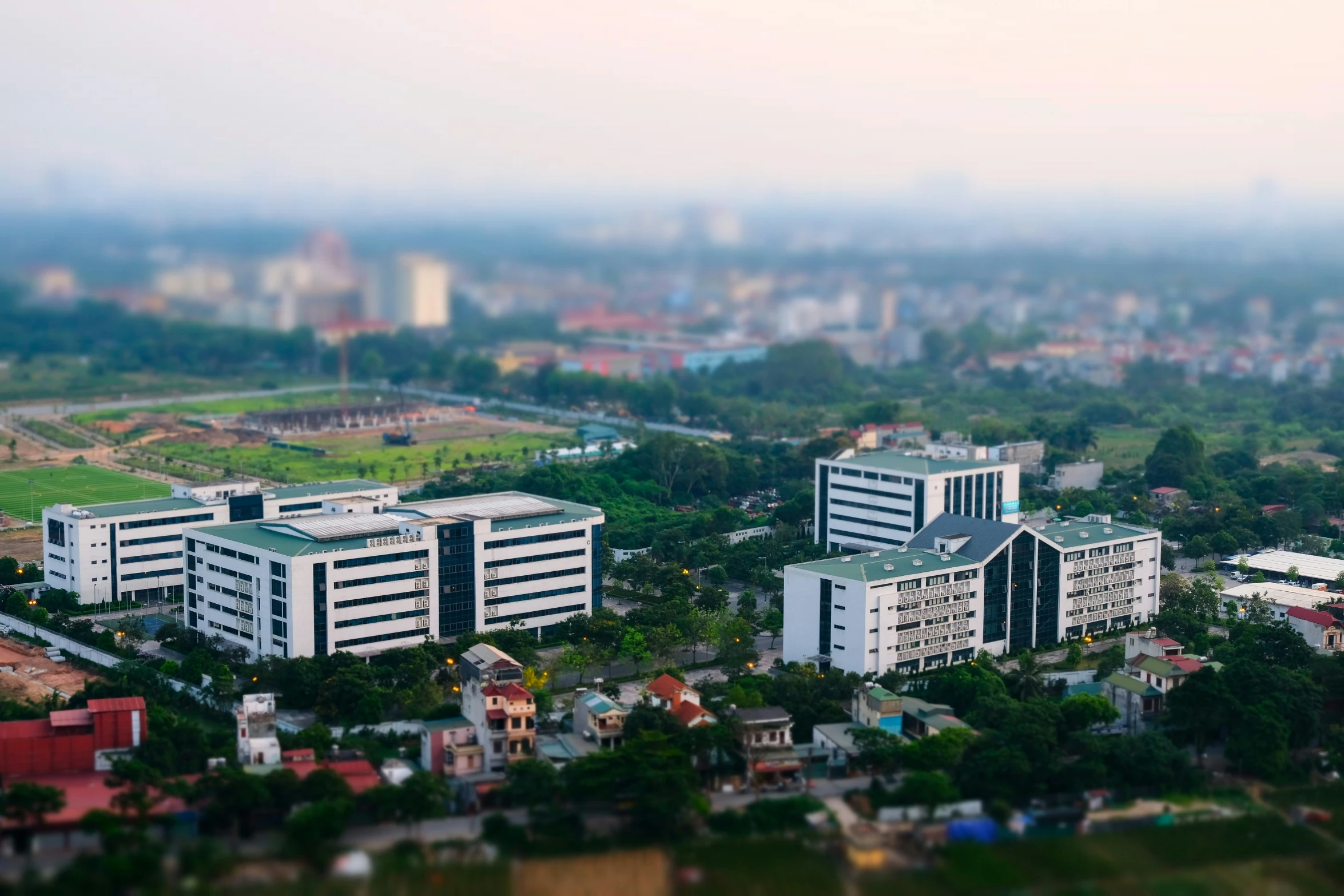 the aerial s shows a lot of buildings in the area