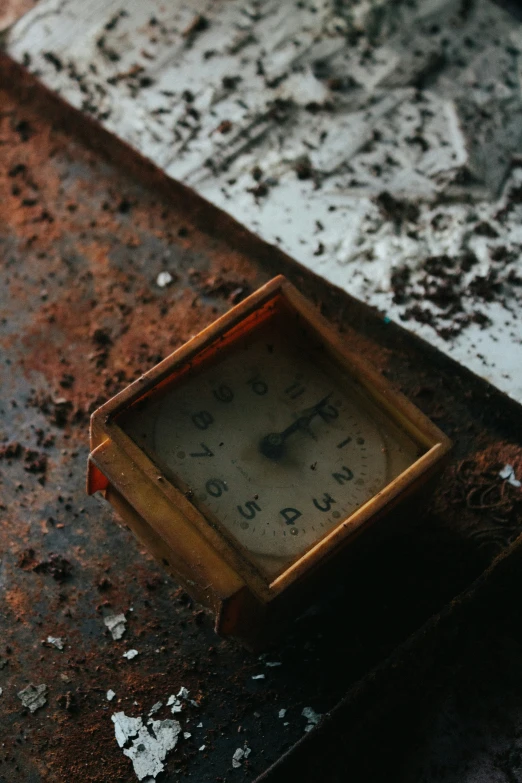 a box with a small clock on it and the number 13