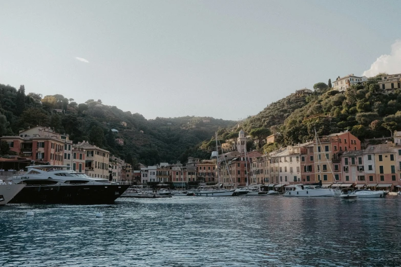 the view from a yacht on the shore in the bay