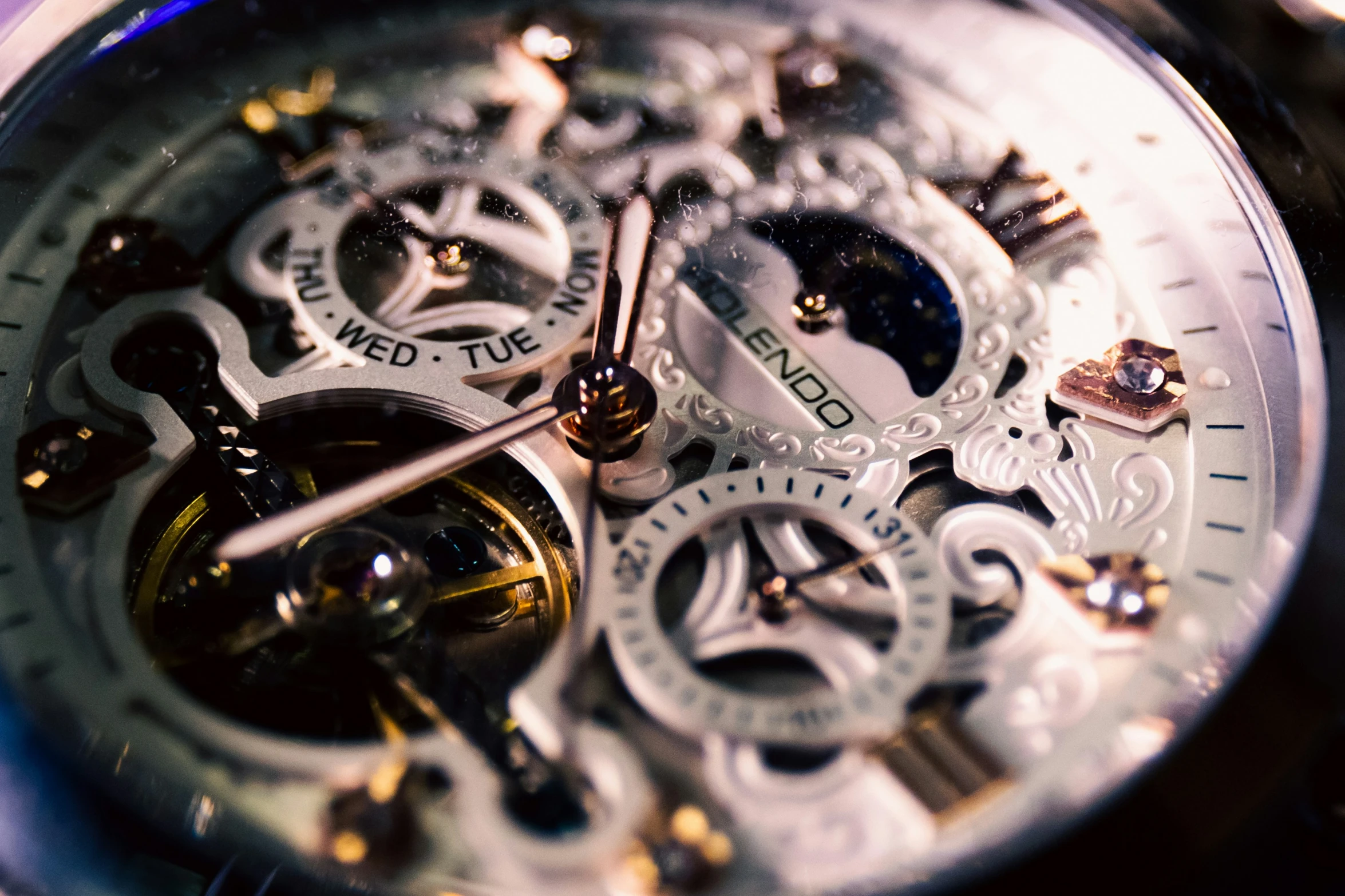 an image of a watch that is in close up